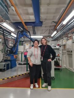 Zum Artikel "Dr. Irem Unalan und Frau Hannah Kissel (Doktorandin) besuchen die Diamond Light Source (UK)"