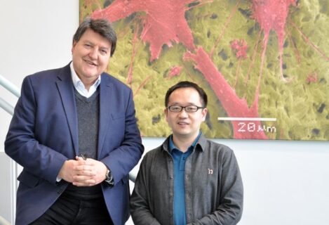 Zum Artikel "Prof. Kai Zheng besuchte den Lehrstuhl für Biomaterialien"